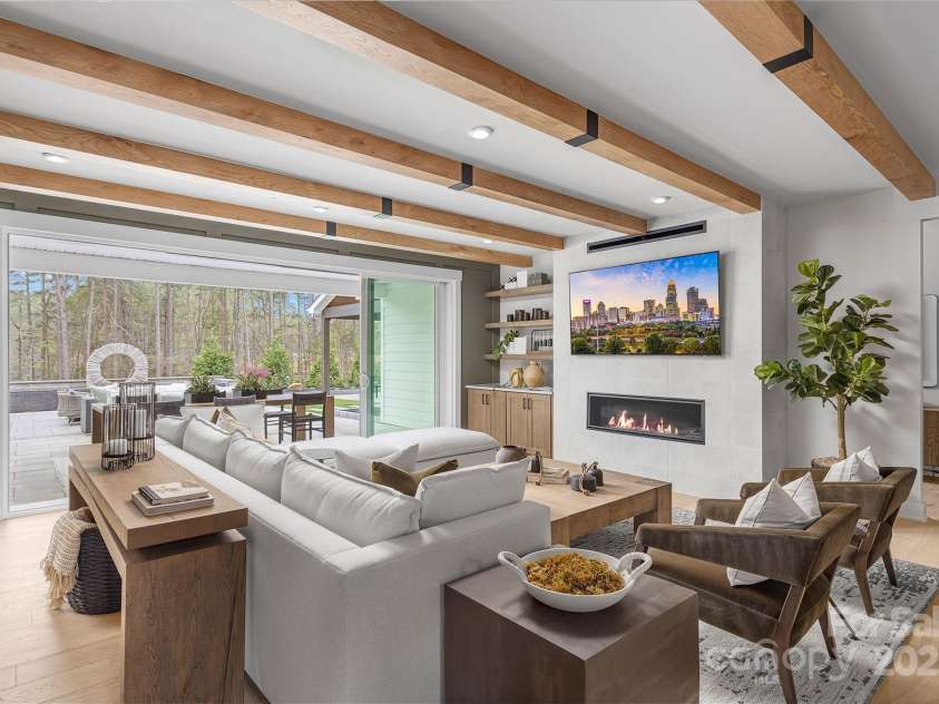 5212 Mint Harbor Way, Charlotte, NC 28269.  MLS# CAR4290298, YatesRealty ID 30884. 