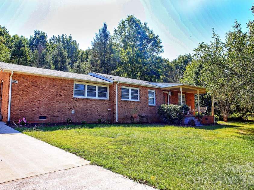5291 Bandys Crossroads Road, Catawba, NC 28609.  MLS# CAR4389075, YatesRealty ID 30885. 