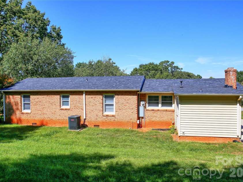 5291 Bandys Crossroads Road, Catawba, NC 28609.  MLS# CAR4389075, YatesRealty ID 30885. 