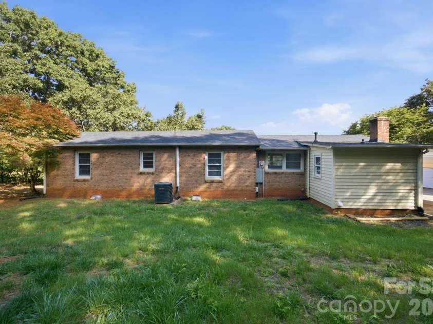 5291 Bandys Crossroads Road, Catawba, NC 28609.  MLS# CAR4389075, YatesRealty ID 30885. 