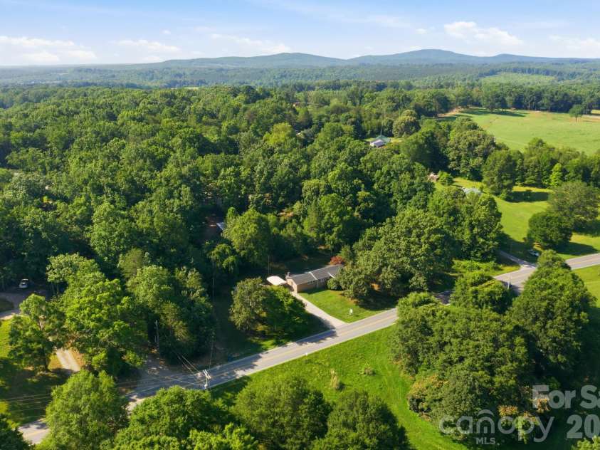 5291 Bandys Crossroads Road, Catawba, NC 28609.  MLS# CAR4389075, YatesRealty ID 30885. 