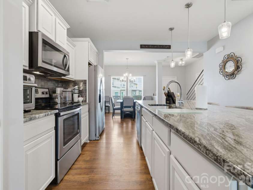 112 B Davenport Drive, Statesville, NC 28677.  MLS# CAR4385961, YatesRealty ID 30886. 