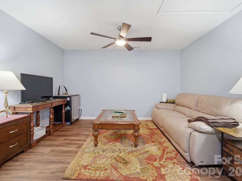 112 B Davenport Drive, Statesville, NC 28677.  MLS# CAR4385961, YatesRealty ID 30886. 
