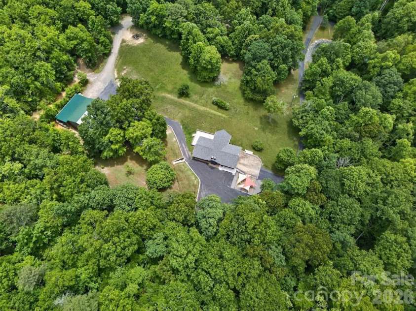97 Whippoorwill Lane, Fairview, NC 28730.  MLS# CAR4402332, YatesRealty ID 30887. 