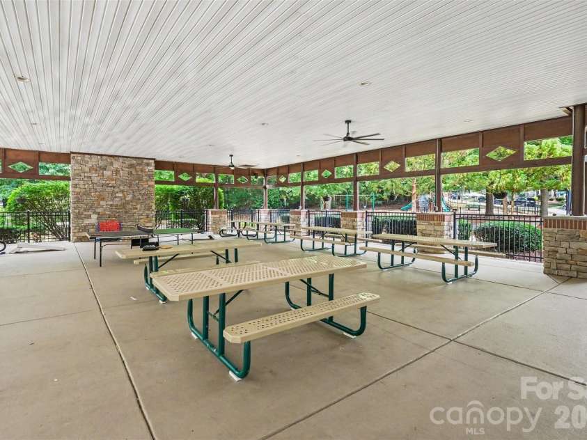 6228 Colonial Garden Drive, Huntersville, NC 28078.  MLS# CAR4391192, YatesRealty ID 30888. 