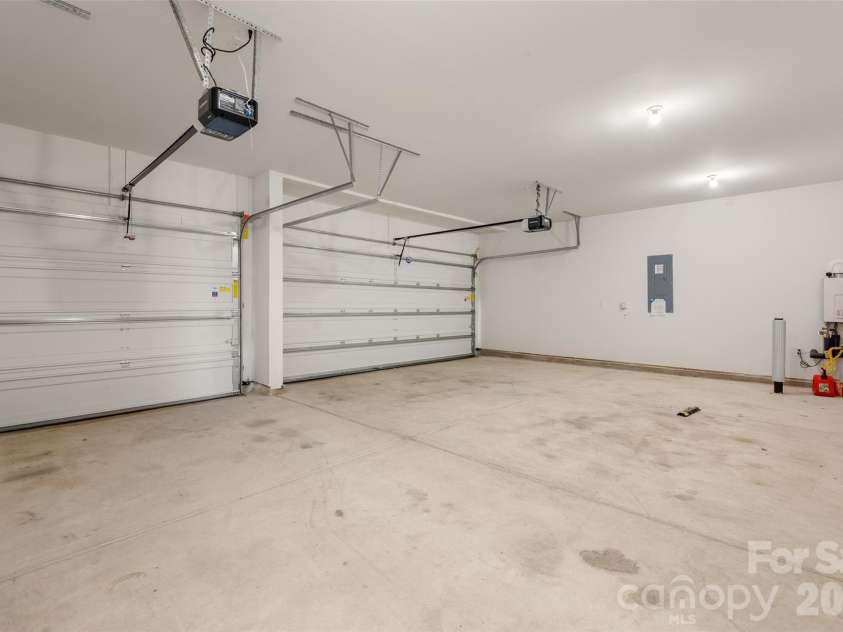 2015 Saddlebred Drive, Iron Station, NC 28080.  MLS# CAR4338671, YatesRealty ID 3089. 3 car garage