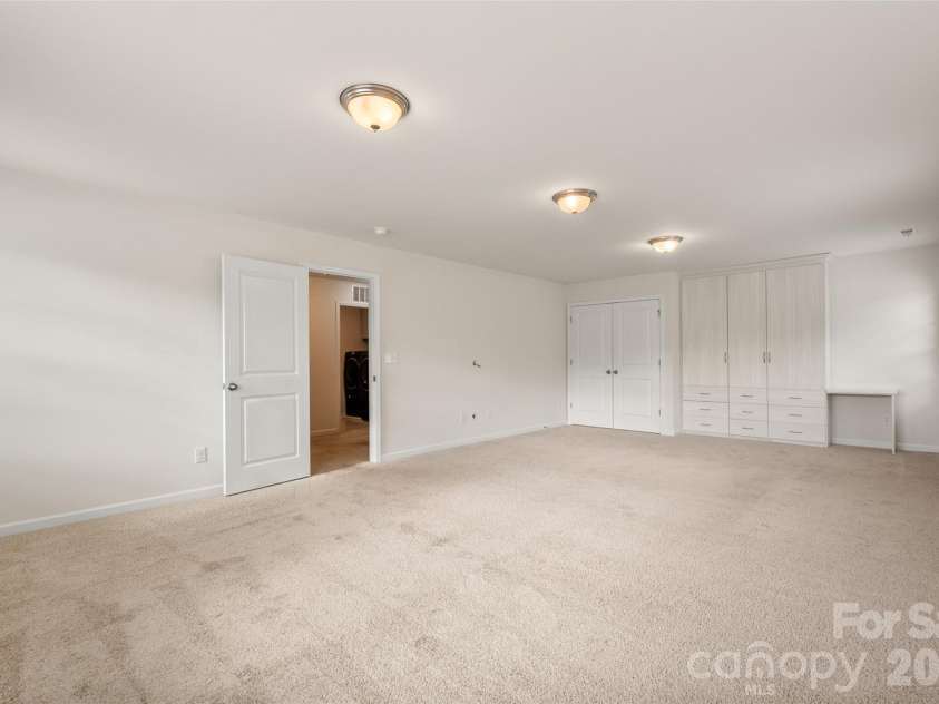 2015 Saddlebred Drive, Iron Station, NC 28080.  MLS# CAR4338671, YatesRealty ID 3089. Large Bonus/6th bed with built in cabinetry