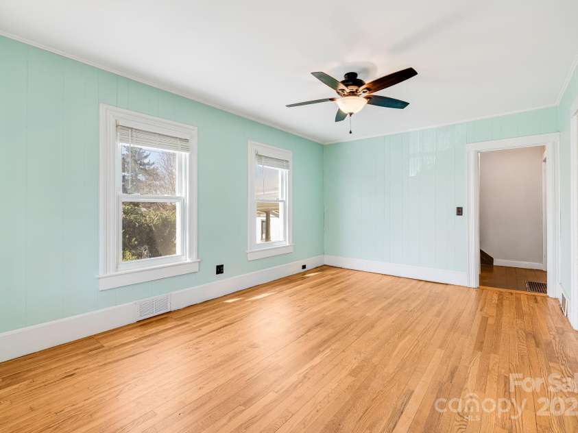 4243 Old Clyde Road, Clyde, NC 28721.  MLS# CAR4234400, YatesRealty ID 3089. 