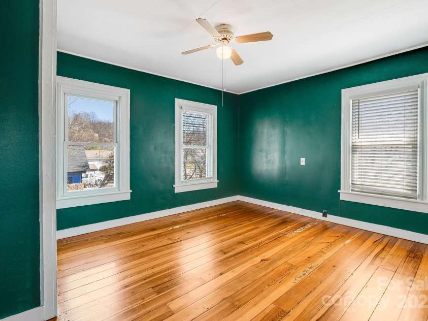 4243 Old Clyde Road, Clyde, NC 28721.  MLS# CAR4234400, YatesRealty ID 3089. 