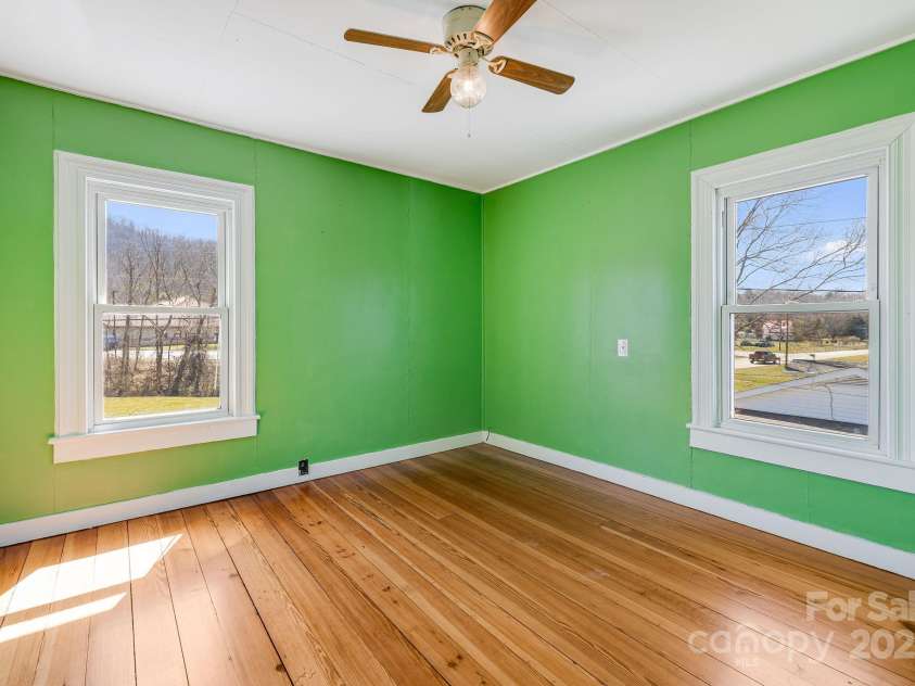 4243 Old Clyde Road, Clyde, NC 28721.  MLS# CAR4234400, YatesRealty ID 3089. Office