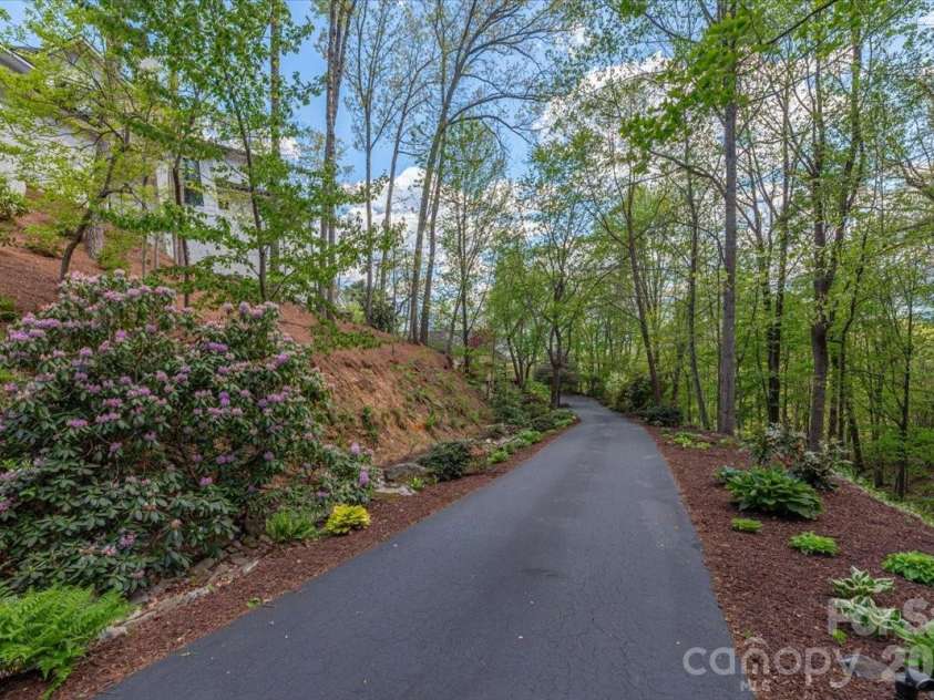 1108 Rocky Knob Road, Waynesville, NC 28786.  MLS# CAR4371644, YatesRealty ID 30890. Pretty drive