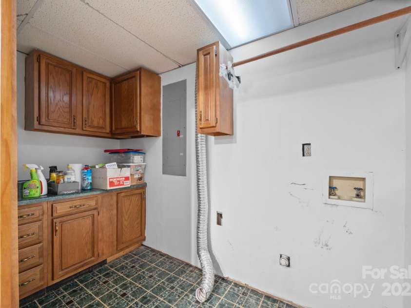 840 Deer Lake Run, Salisbury, NC 28146.  MLS# CAR4279838, YatesRealty ID 30890. Laundry Room- Basement area