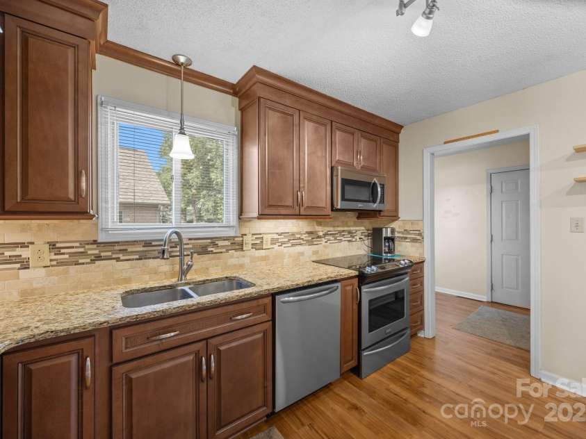 840 Deer Lake Run, Salisbury, NC 28146.  MLS# CAR4279838, YatesRealty ID 30890. Nice Large open space