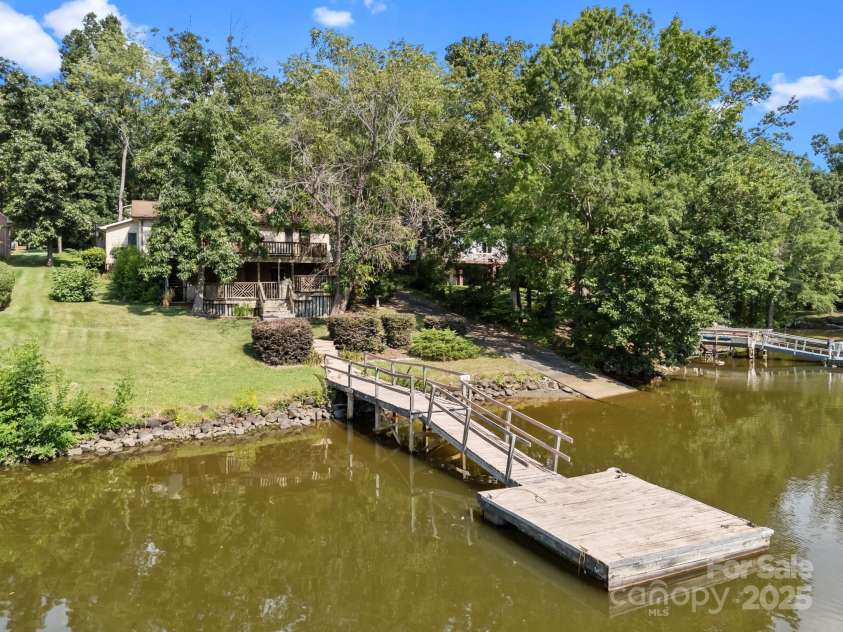 840 Deer Lake Run, Salisbury, NC 28146.  MLS# CAR4279838, YatesRealty ID 30890. Pier and floater