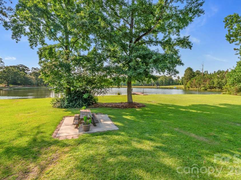 1240 Ponderosa Drive, Cassatt, SC 29032.  MLS# CAR4392472, YatesRealty ID 30891. 