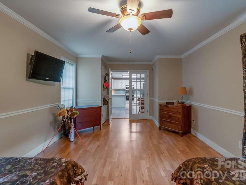 1240 Ponderosa Drive, Cassatt, SC 29032.  MLS# CAR4392472, YatesRealty ID 30891. 
