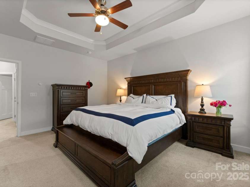 2037 Birchside Drive, Charlotte, NC 28205.  MLS# CAR4251542, YatesRealty ID 30891. 