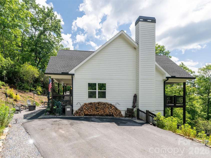 78 Boyd View Lane, Mills River, NC 28759.  MLS# CAR4394208, YatesRealty ID 30892. 