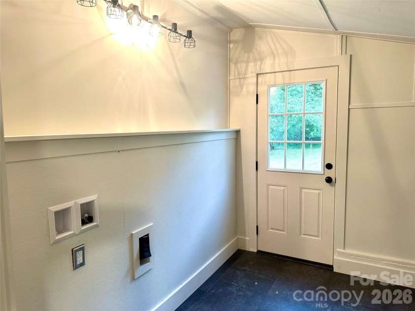 908 1st Street, Newton, NC 28658.  MLS# CAR4392573, YatesRealty ID 30893. Laundry Room