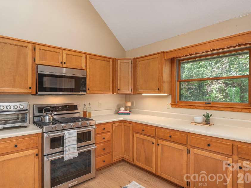 1551 Walnut Creek Road, Waynesville, NC 28786.  MLS# CAR4377381, YatesRealty ID 30894. 