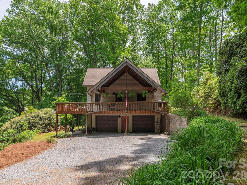 1551 Walnut Creek Road, Waynesville, NC 28786.  MLS# CAR4377381, YatesRealty ID 30894. 