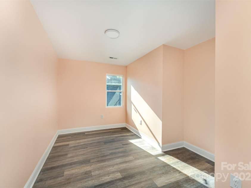 408 Orange Street, Shelby, NC 28150.  MLS# CAR4272889, YatesRealty ID 30894. 