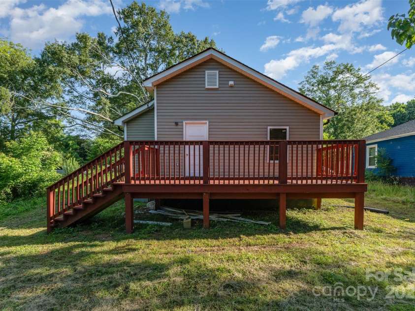 408 Orange Street, Shelby, NC 28150.  MLS# CAR4272889, YatesRealty ID 30894. 