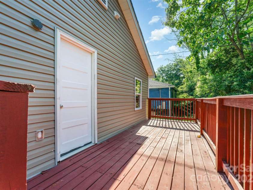 408 Orange Street, Shelby, NC 28150.  MLS# CAR4272889, YatesRealty ID 30894. 