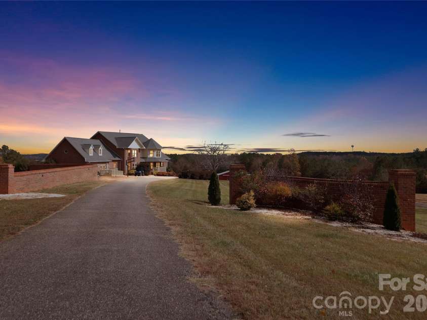 517 Cub Creek Road, Ellenboro, NC 28040.  MLS# CAR4394217, YatesRealty ID 30895. 