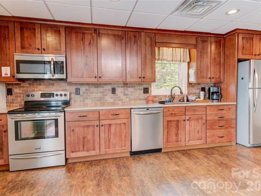517 Cub Creek Road, Ellenboro, NC 28040.  MLS# CAR4394217, YatesRealty ID 30895. 