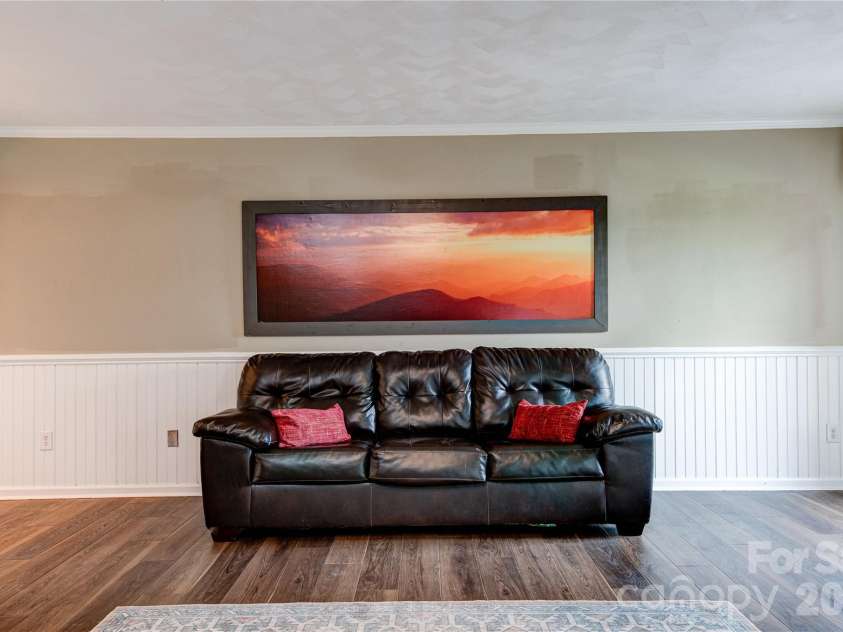 517 Cub Creek Road, Ellenboro, NC 28040.  MLS# CAR4394217, YatesRealty ID 30895. 