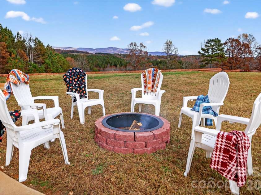 517 Cub Creek Road, Ellenboro, NC 28040.  MLS# CAR4394217, YatesRealty ID 30895. 