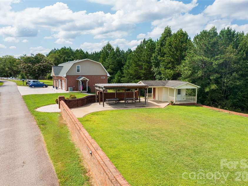 517 Cub Creek Road, Ellenboro, NC 28040.  MLS# CAR4394217, YatesRealty ID 30895. 