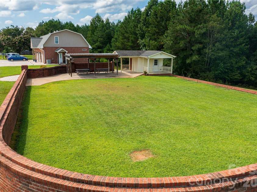 517 Cub Creek Road, Ellenboro, NC 28040.  MLS# CAR4394217, YatesRealty ID 30895. 