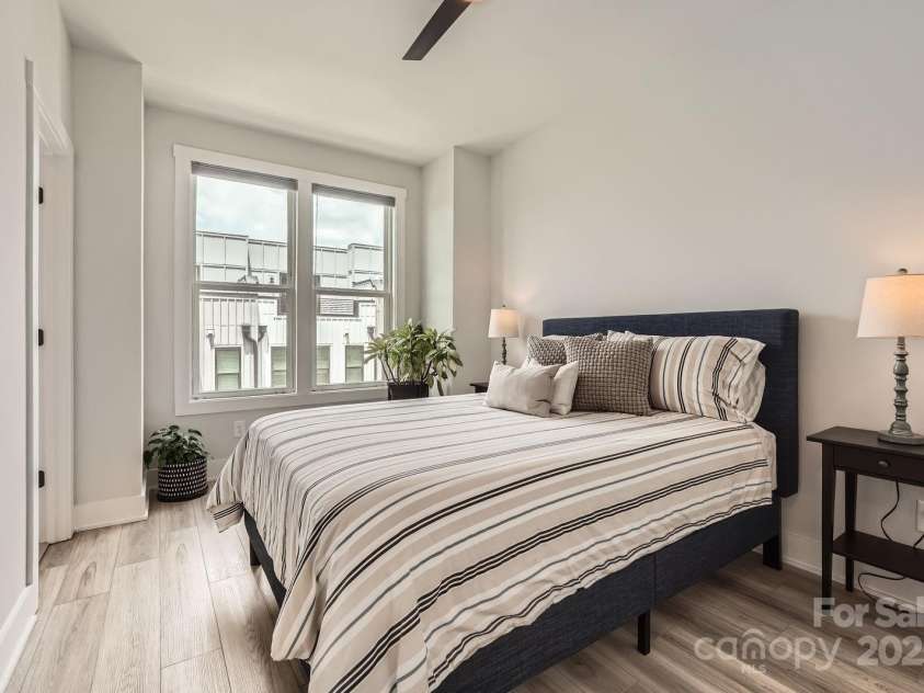 5007 Tiny Lane, Charlotte, NC 28203.  MLS# CAR4281564, YatesRealty ID 30898. 