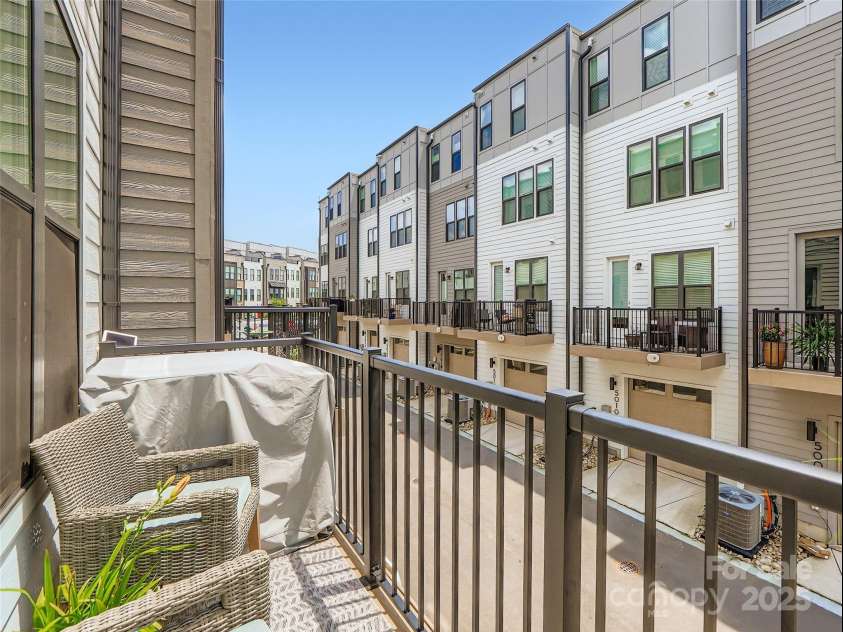 5007 Tiny Lane, Charlotte, NC 28203.  MLS# CAR4281564, YatesRealty ID 30898. 