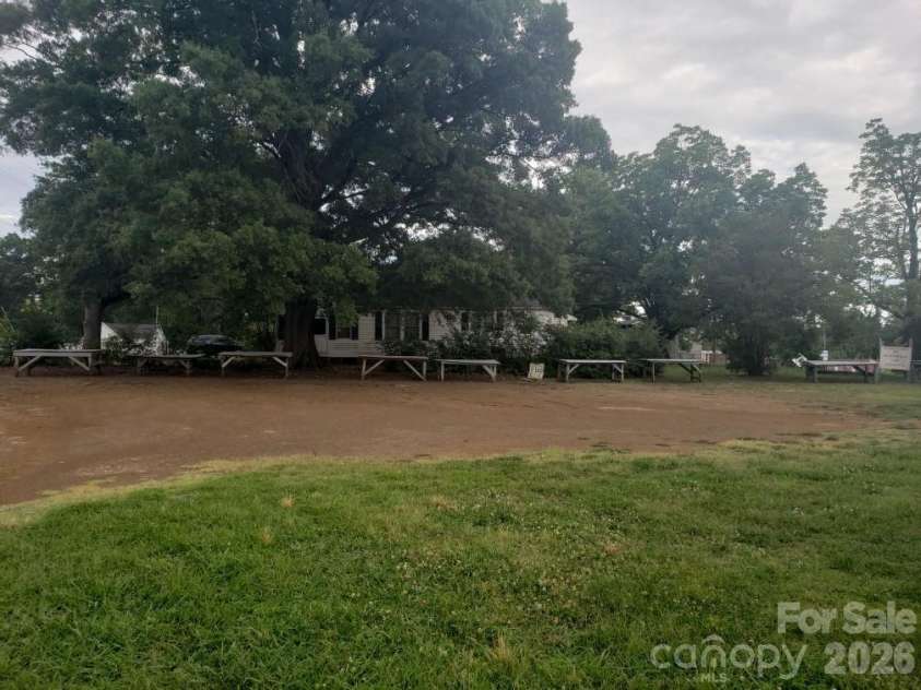 602 Mchord Street, Chester, SC 29706.  MLS# CAR4394383, YatesRealty ID 30898. 