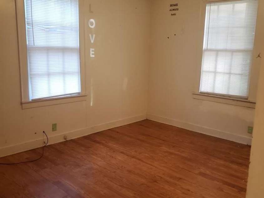 602 Mchord Street, Chester, SC 29706.  MLS# CAR4394383, YatesRealty ID 30898. 