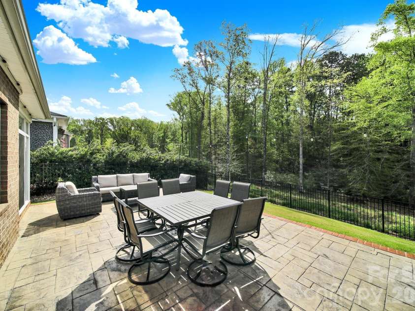 12620 Twilight Drive, Mint Hill, NC 28227.  MLS# CAR4364111, YatesRealty ID 30899. 