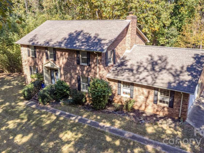 4529 Creemore Drive, Charlotte, NC 28213.  MLS# CAR4303833, YatesRealty ID 309. 