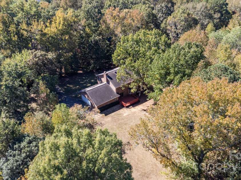 4529 Creemore Drive, Charlotte, NC 28213.  MLS# CAR4303833, YatesRealty ID 309. 