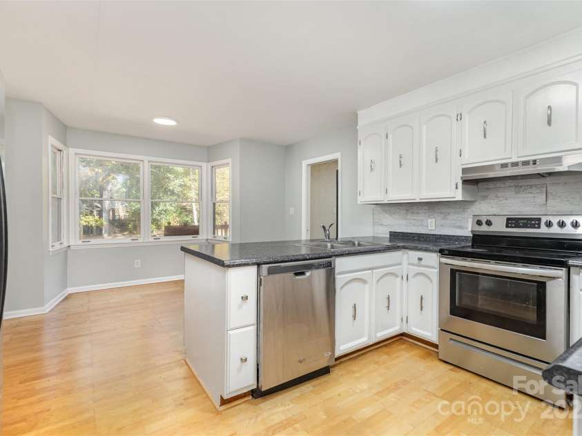 4529 Creemore Drive, Charlotte, NC 28213.  MLS# CAR4303833, YatesRealty ID 309. 