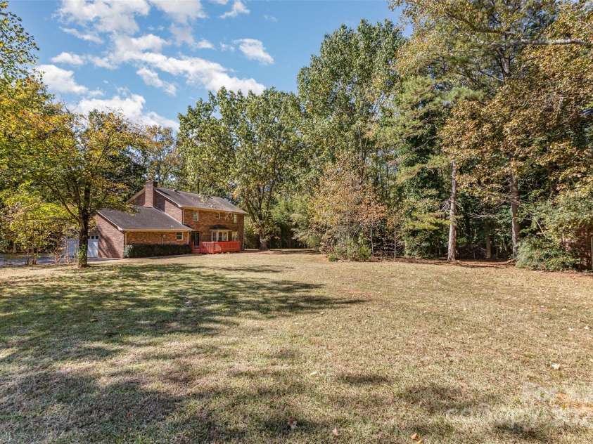 4529 Creemore Drive, Charlotte, NC 28213.  MLS# CAR4303833, YatesRealty ID 309. 