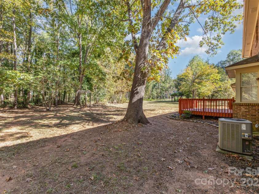 4529 Creemore Drive, Charlotte, NC 28213.  MLS# CAR4303833, YatesRealty ID 309. 