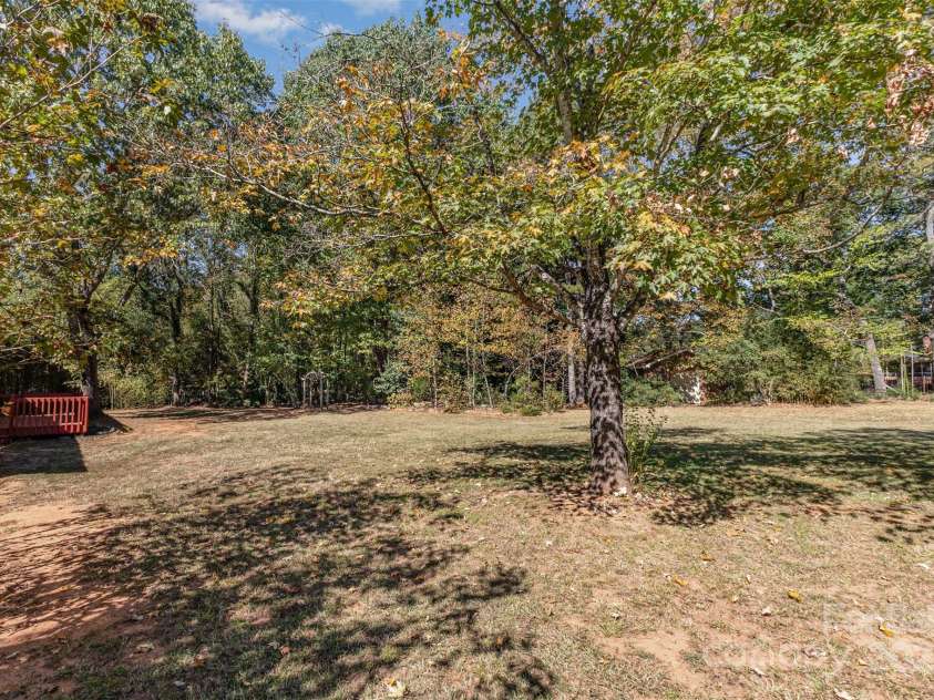 4529 Creemore Drive, Charlotte, NC 28213.  MLS# CAR4303833, YatesRealty ID 309. 