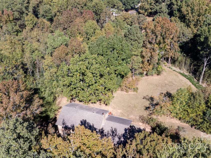 4529 Creemore Drive, Charlotte, NC 28213.  MLS# CAR4303833, YatesRealty ID 309. 