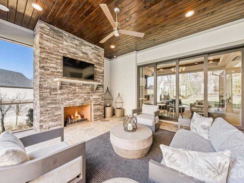 15910 Heath Aster Way, Davidson, NC 28036.  MLS# CAR4334328, YatesRealty ID 3090. 