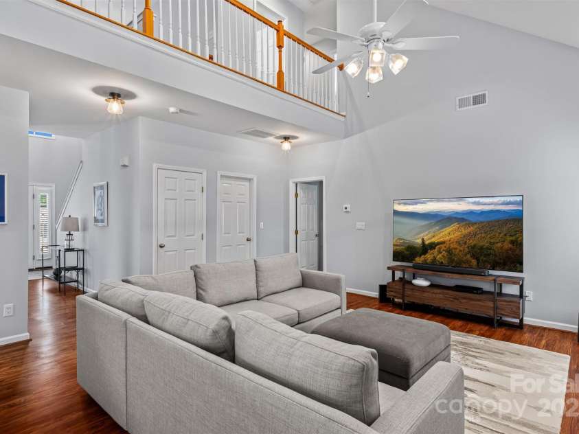 164 Flowering Grove Lane, Mooresville, NC 28115.  MLS# CAR4278355, YatesRealty ID 30900. 