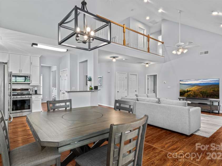 164 Flowering Grove Lane, Mooresville, NC 28115.  MLS# CAR4278355, YatesRealty ID 30900. 
