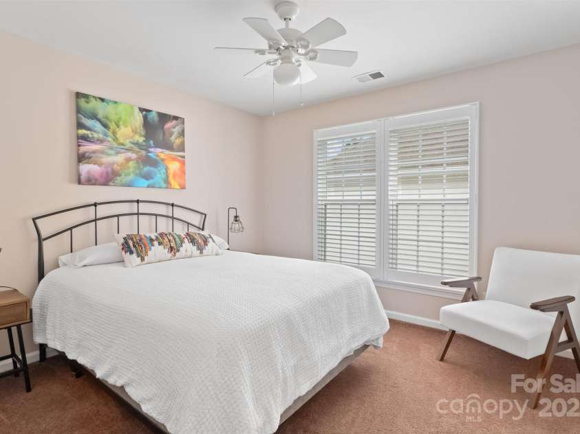 164 Flowering Grove Lane, Mooresville, NC 28115.  MLS# CAR4278355, YatesRealty ID 30900. 